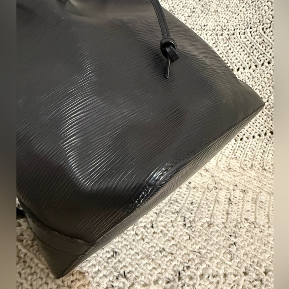 Louis Vuitton Black Epi Noe Bucket Bag - Picture 2 of 16